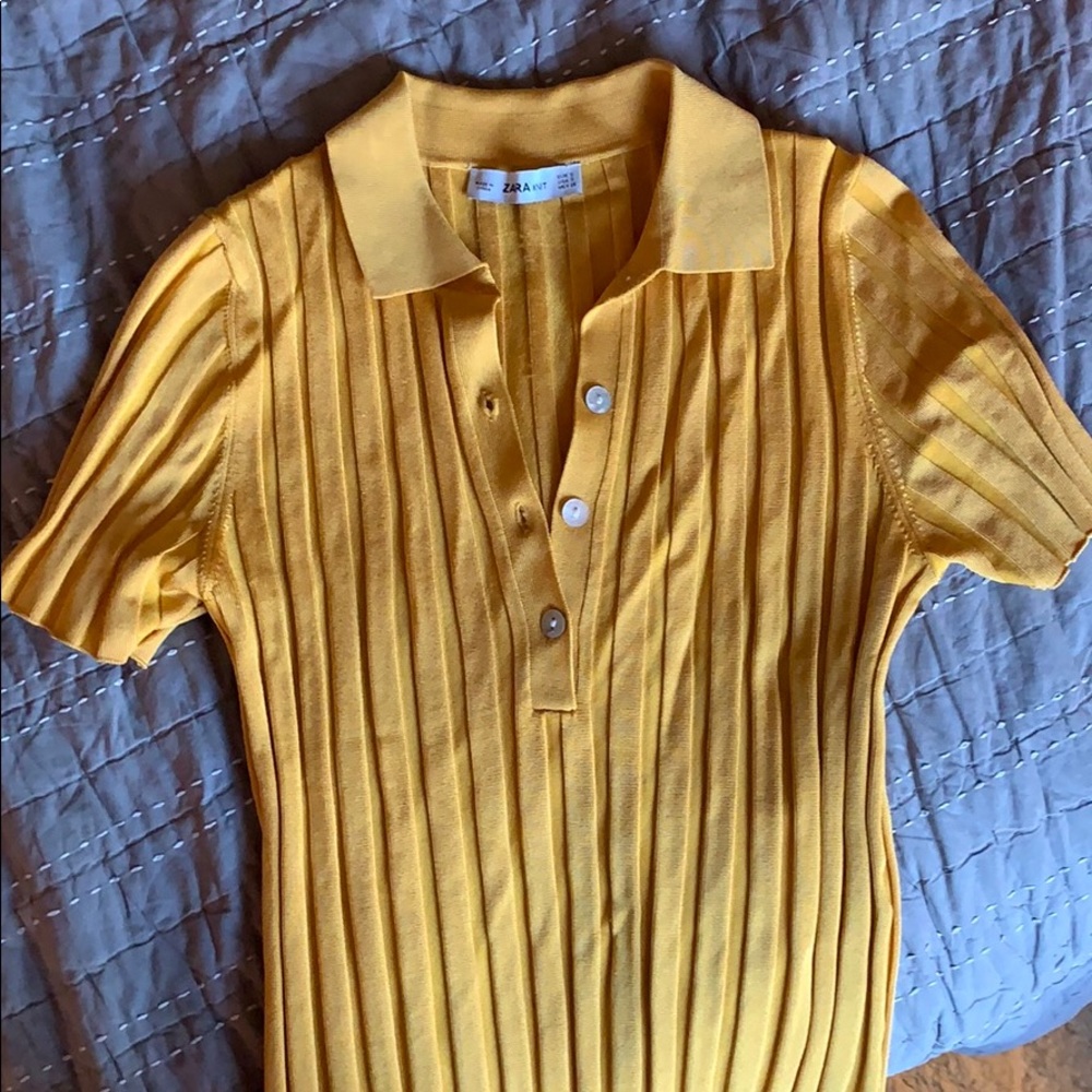 Goldenrod short-sleeved Zara shirt with buttons